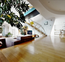Casa, 7 camere, 469 mp Prahova/Breaza De Sus