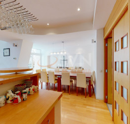 Casa, 7 camere, 469 mp Prahova/Breaza De Sus