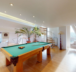 Casa, 7 camere, 469 mp Prahova/Breaza De Sus