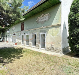 Casa, 7 camere, 927 mp Brasov/Centru