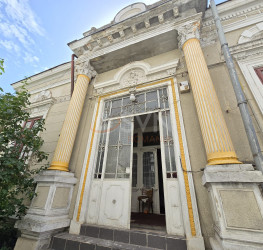 Casa, 7 rooms, 128 mp Bucuresti/Dorobanti