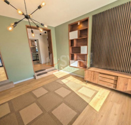 Casa, 7 rooms, 191 mp Bucuresti/Pipera