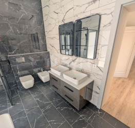 Casa, 7 rooms, 191 mp Bucuresti/Pipera