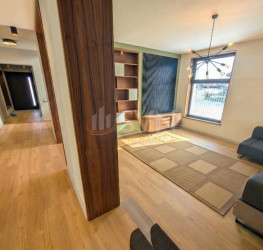 Casa, 7 rooms, 191 mp Bucuresti/Pipera