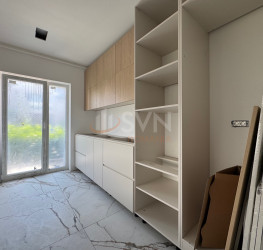 Casa, 7 rooms, 201 mp Ilfov/Mogosoaia