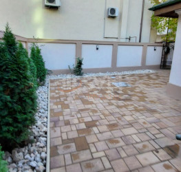 Casa, 7 rooms, 218 mp Bucuresti/Herastrau