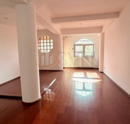 Casa, 7 rooms, 223 mp Bucuresti/Floreasca
