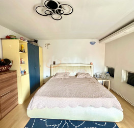 Casa, 7 rooms, 250 mp Bucuresti/Vatra Luminoasa