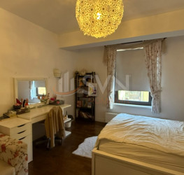 Casa, 7 rooms, 250 mp Bucuresti/Domenii