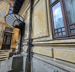 Casa, 7 rooms, 260 mp Bucuresti/Piata Unirii (s3)