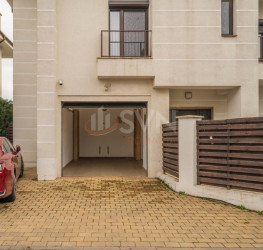 Casa, 7 rooms, 285 mp Bucuresti/Iancu Nicolae