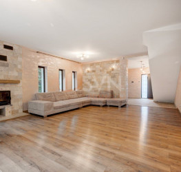 Casa, 7 rooms, 285 mp Bucuresti/Iancu Nicolae