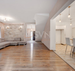 Casa, 7 rooms, 285 mp Bucuresti/Iancu Nicolae
