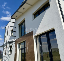 Casa, 7 rooms, 300 mp Ilfov/Balotesti