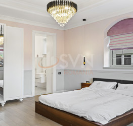 Casa, 7 rooms, 304.73 mp Brasov/Centru