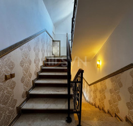 Casa, 7 rooms, 307.66 mp Ilfov/Balotesti
