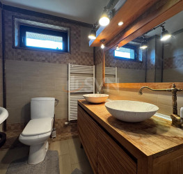 Casa, 7 rooms, 307.66 mp Ilfov/Balotesti