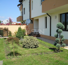 Casa, 7 rooms, 310 mp Bucuresti/Pipera