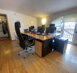 Casa, 7 rooms, 320 mp Bucuresti/Domenii