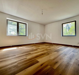 Casa, 7 rooms, 330 mp Bucuresti/Bucurestii Noi