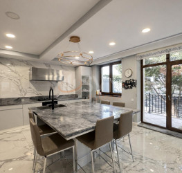 Casa, 7 rooms, 359.41 mp Bucuresti/Iancu Nicolae