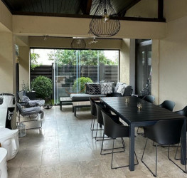 Casa, 7 rooms, 370 mp Bucuresti/Pipera
