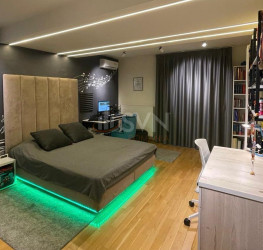 Casa, 7 rooms, 370 mp Bucuresti/Pipera