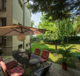 Casa, 7 rooms, 380 mp Bucuresti/Iancu Nicolae