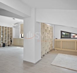 Casa, 7 rooms, 390 mp Bucuresti/Domenii