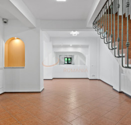 Casa, 7 rooms, 390 mp Bucuresti/Domenii