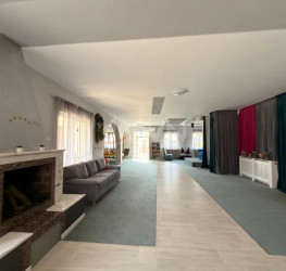 Casa, 7 rooms, 417.6 mp Bucuresti/Pipera