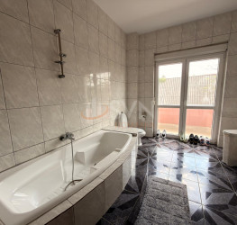 Casa, 7 rooms, 417.6 mp Bucuresti/Pipera