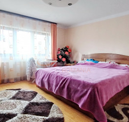 Casa, 7 rooms, 420 mp Brasov/Tractorul