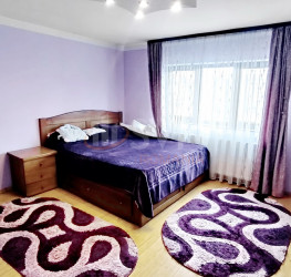 Casa, 7 rooms, 420 mp Brasov/Tractorul