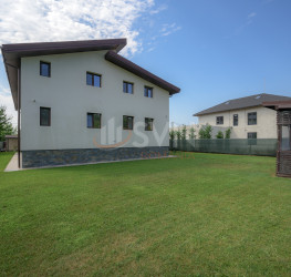 Casa, 7 rooms, 445 mp Ilfov/Balotesti