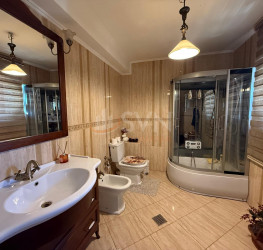 Casa, 7 rooms, 460 mp Bucuresti/Colentina