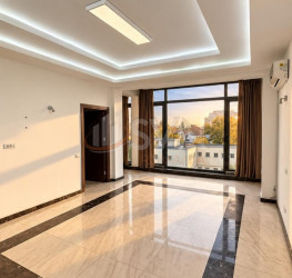 Casa, 7 rooms, 480 mp Bucuresti/Barbu Vacarescu