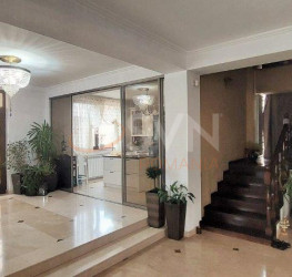 Casa, 7 rooms, 540 mp Bucuresti/Colentina