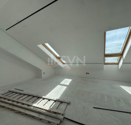 Casa, 7 rooms in LAKE 15 Ilfov/Mogosoaia