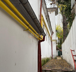 Casa, 70 camere, 886 mp Bucuresti/Piata Victoriei