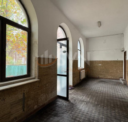 Casa, 70 camere, 886 mp Bucuresti/Piata Victoriei