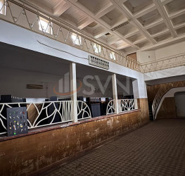 Casa, 70 camere, 886 mp Bucuresti/Piata Victoriei