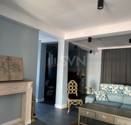 Casa, 8 camere, 223.7 mp Ilfov/Snagov