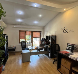 Casa, 8 camere, 332 mp Bucuresti/1 Mai