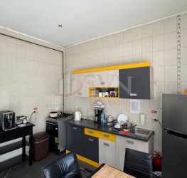 Casa, 8 camere, 332 mp Bucuresti/1 Mai