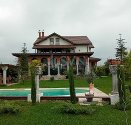 Casa, 8 camere, 376 mp Ilfov/Corbeanca