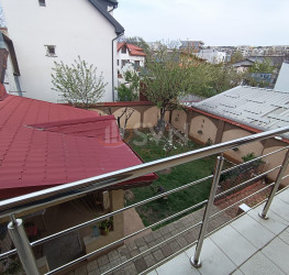 Casa, 8 camere, 430 mp Bucuresti/Piata Alba Iulia