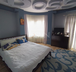Casa, 8 camere, 430 mp Bucuresti/Piata Alba Iulia