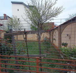 Casa, 8 camere, 430 mp Bucuresti/Piata Alba Iulia
