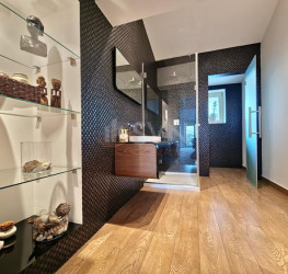 Casa, 8 camere, 446 mp Constanta/Faleza Nord